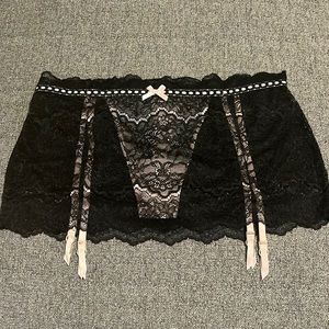 VS Ribbon Slot Skirt with Built-in V-String & Garters. NWT